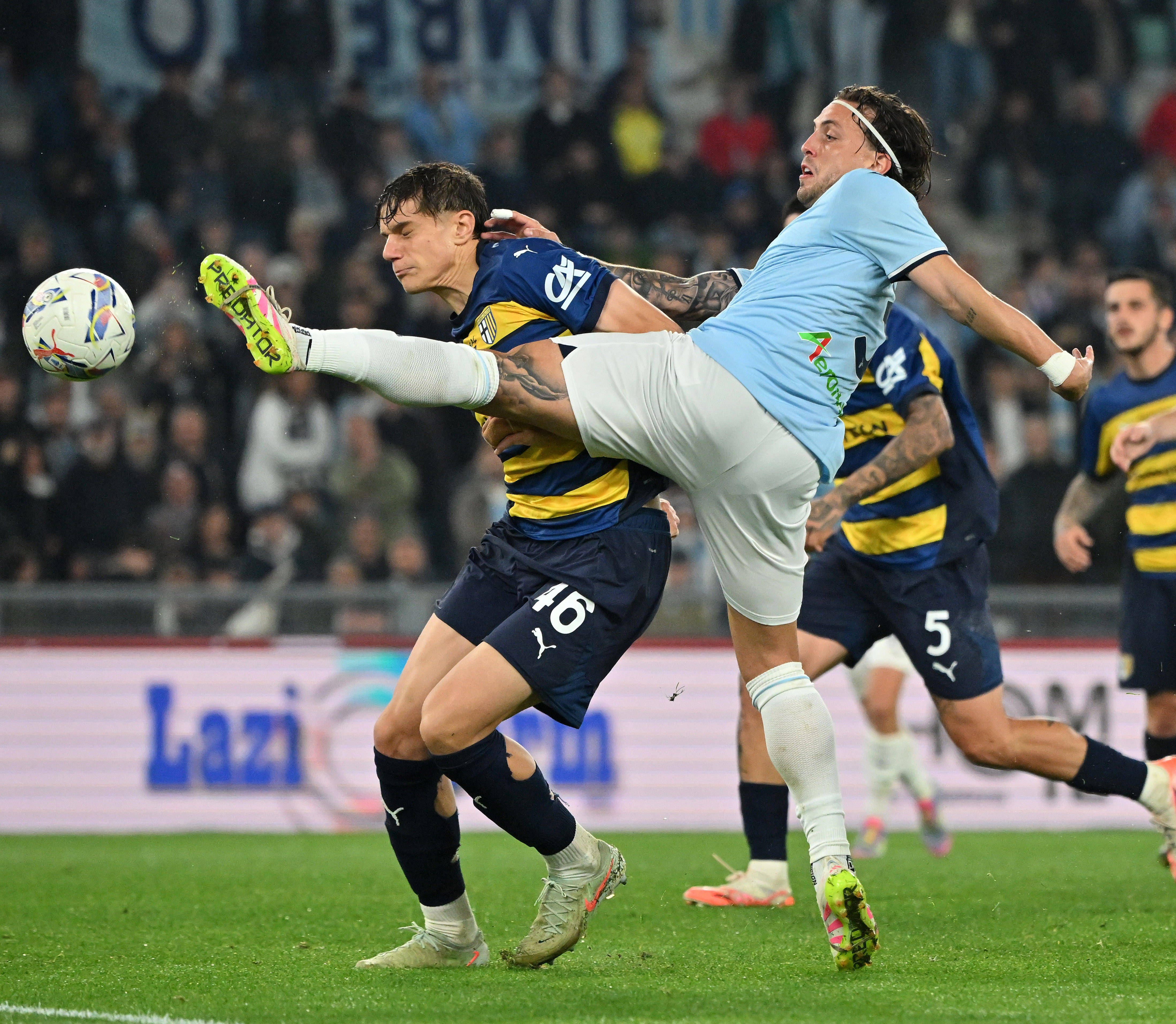 雷火电竞合作-关于帕尔马新星崛起意甲争霸赛事令人瞩目的信息