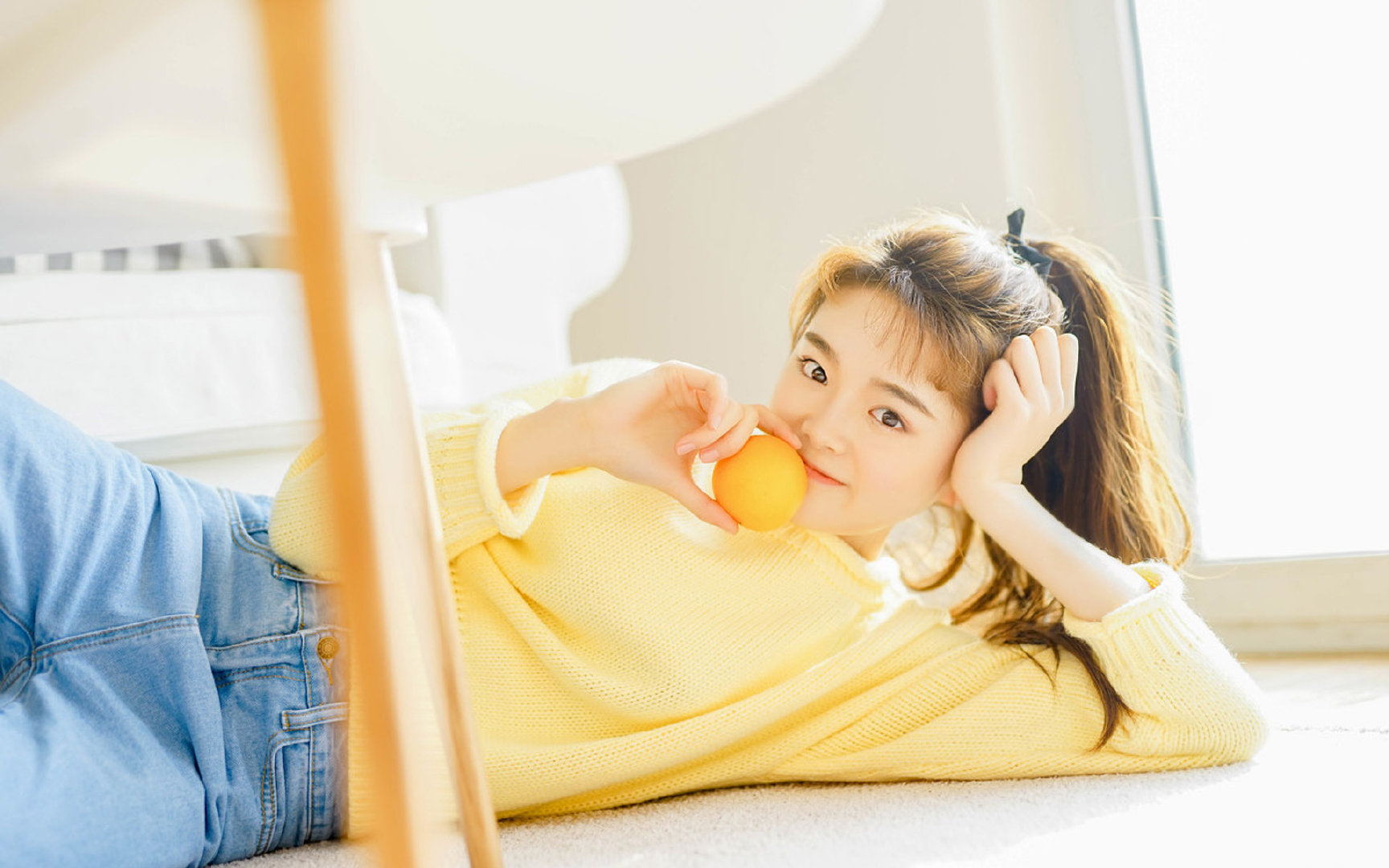 雷火电竞简介-悬崖边的闪电，拉文连续得分拉开差距，点燃世界排名争夺战之夜